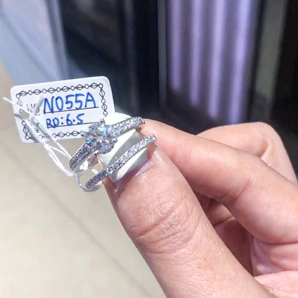 Four Claw Women's Ring S925 Silver Plated Platinum Primary and Secondary Set Ring Stacked Women's Ring Customized Main Stone Moissanite  1.0ct/Secondary Stone High Carbon Diamond